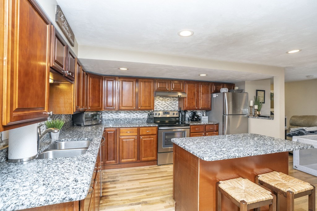 36 Rondeau Road Bellingham, MA 02019 - Photo 12 of 36 Gallery Image 12
