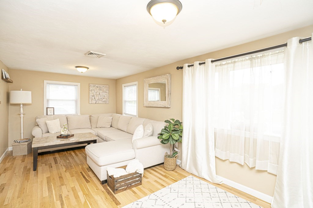 36 Rondeau Road Bellingham, MA 02019 - Photo 15 of 36 Gallery Image 15