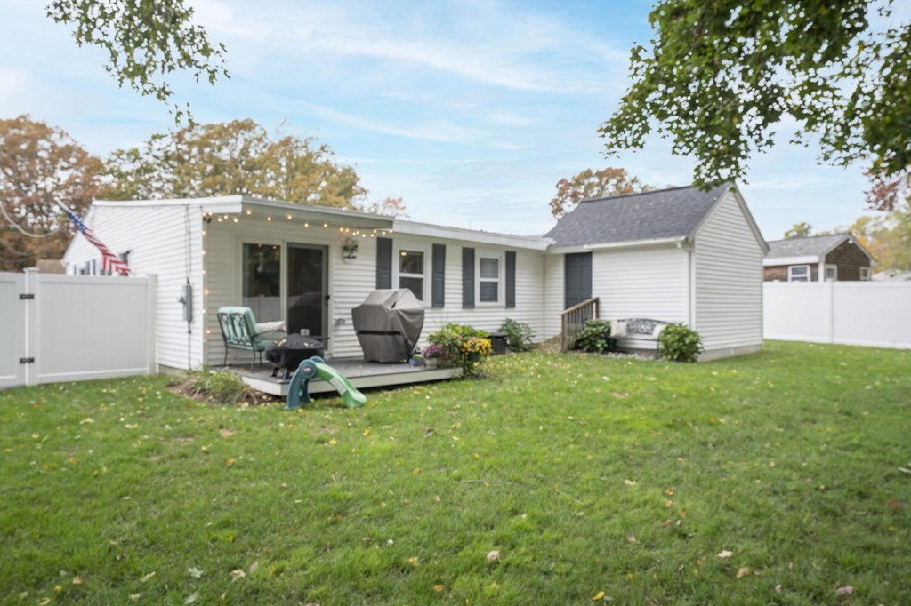 36 Rondeau Road Bellingham, MA 02019 - Photo 9 of 36 Gallery Image 9