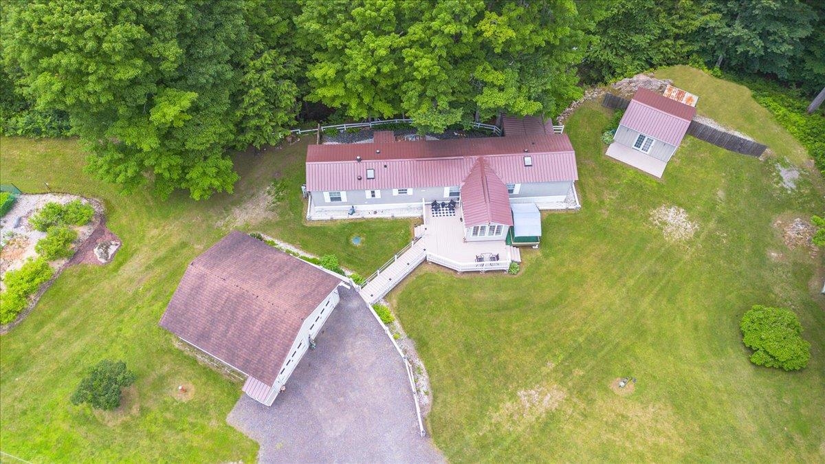 8642 Main Road Huntington, VT 05462 - Photo 1 of 48