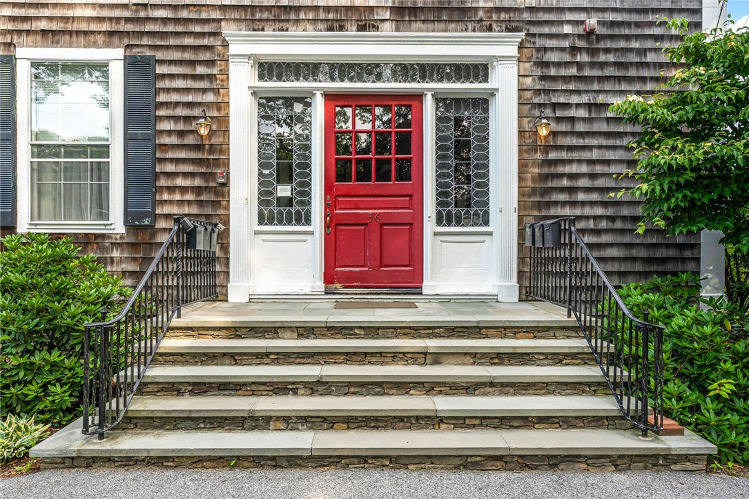 36 Kay Street, Unit 5 Newport, RI 02840 - Photo 2 of 19