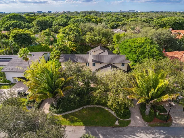 $7,900,000 | 7370 Vistalmar Street, Coral Gables, FL 33143