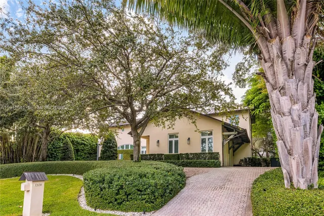 $7,900,000 | 7370 Vistalmar Street, Coral Gables, FL 33143