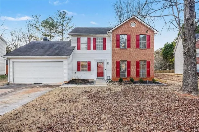 $295,000 | 12203 Crestwood Court, Fayetteville, GA 30215