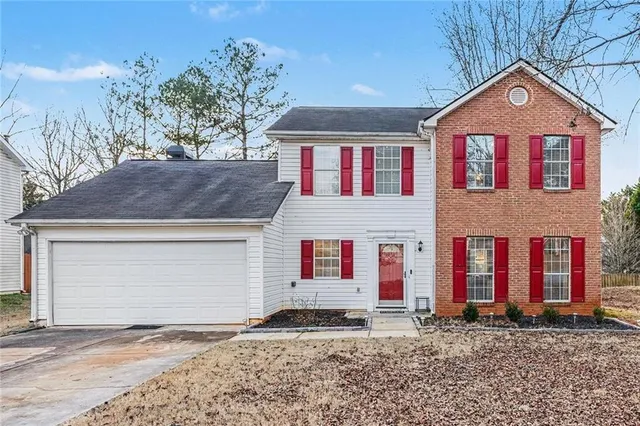 $295,000 | 12203 Crestwood Court, Fayetteville, GA 30215
