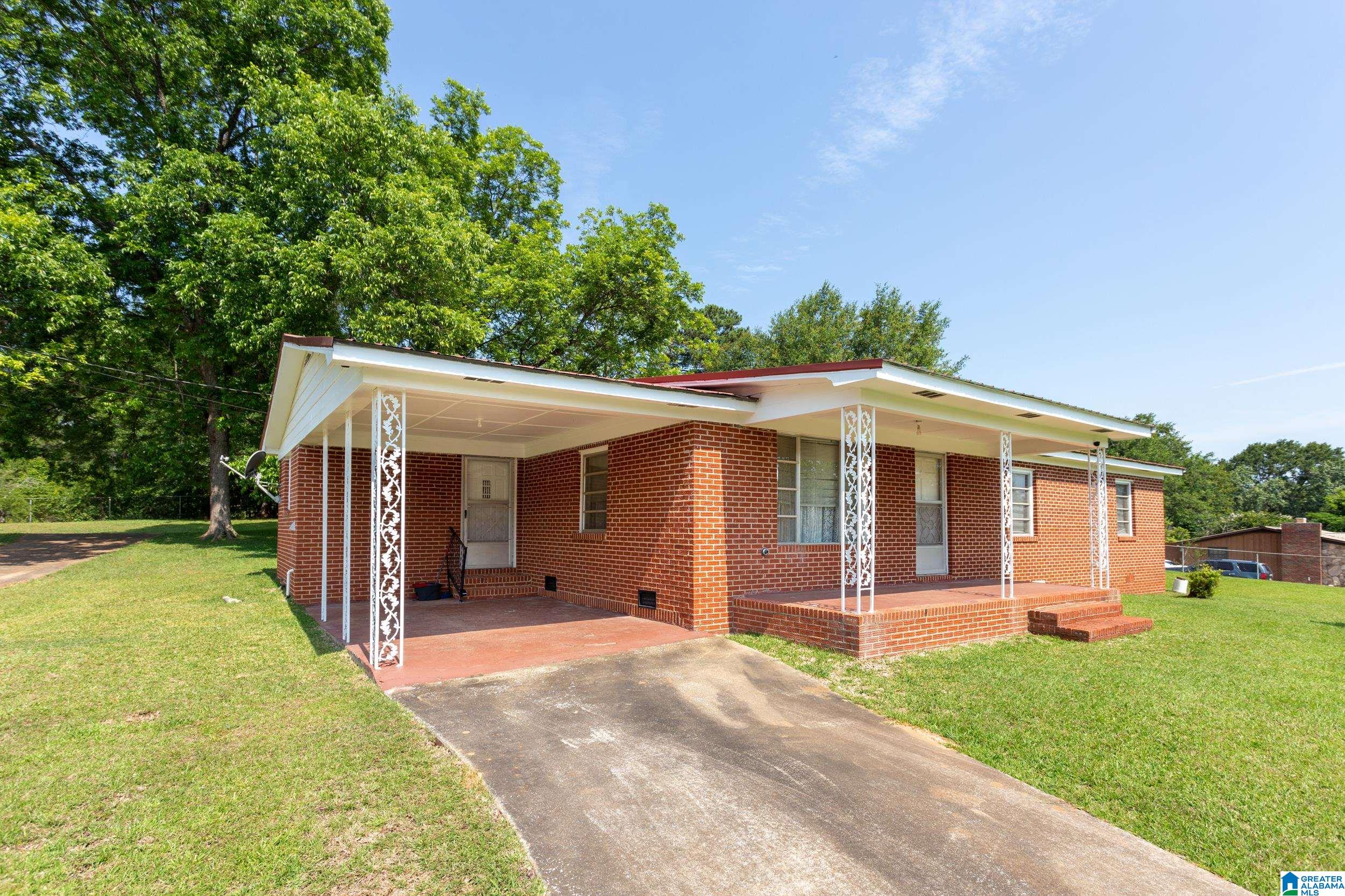 200 Goodwin Lane Talladega, AL 35160 - Photo 3 of 34