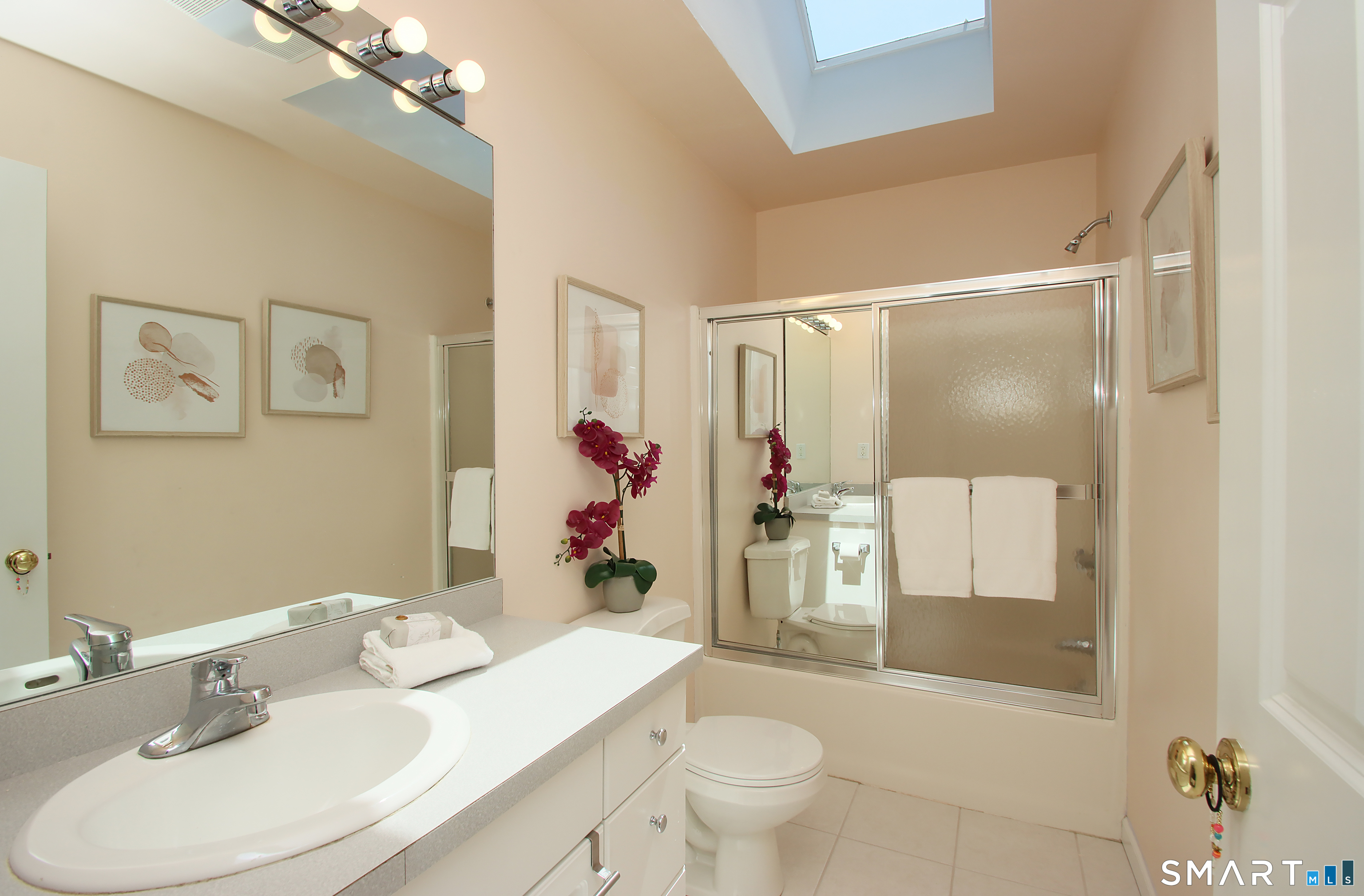 4 Meadow Road Newtown, CT 06470 - Photo 26 of 38