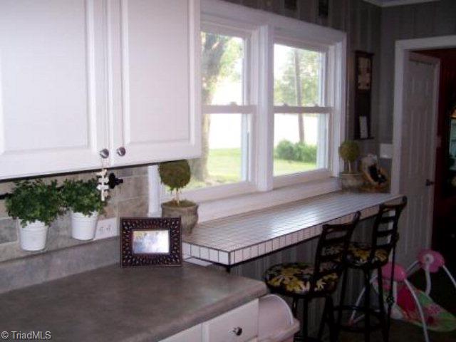 5447 Mountain View Road Hays, NC 28635 - Photo 5 of 13 Kitchen