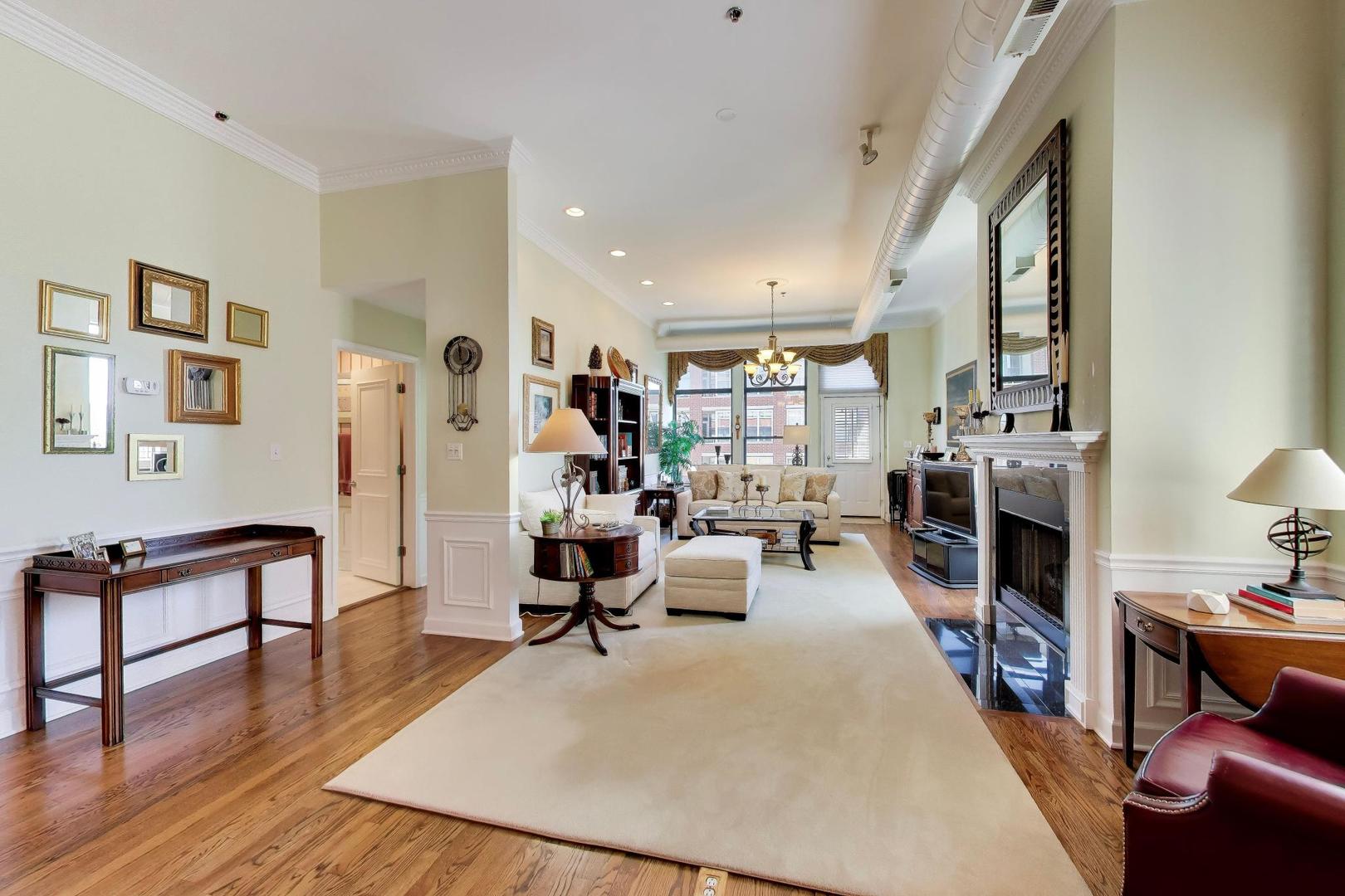 1016 West Madison Street, Unit 4S Chicago, IL 60607 - Photo 11 of 43