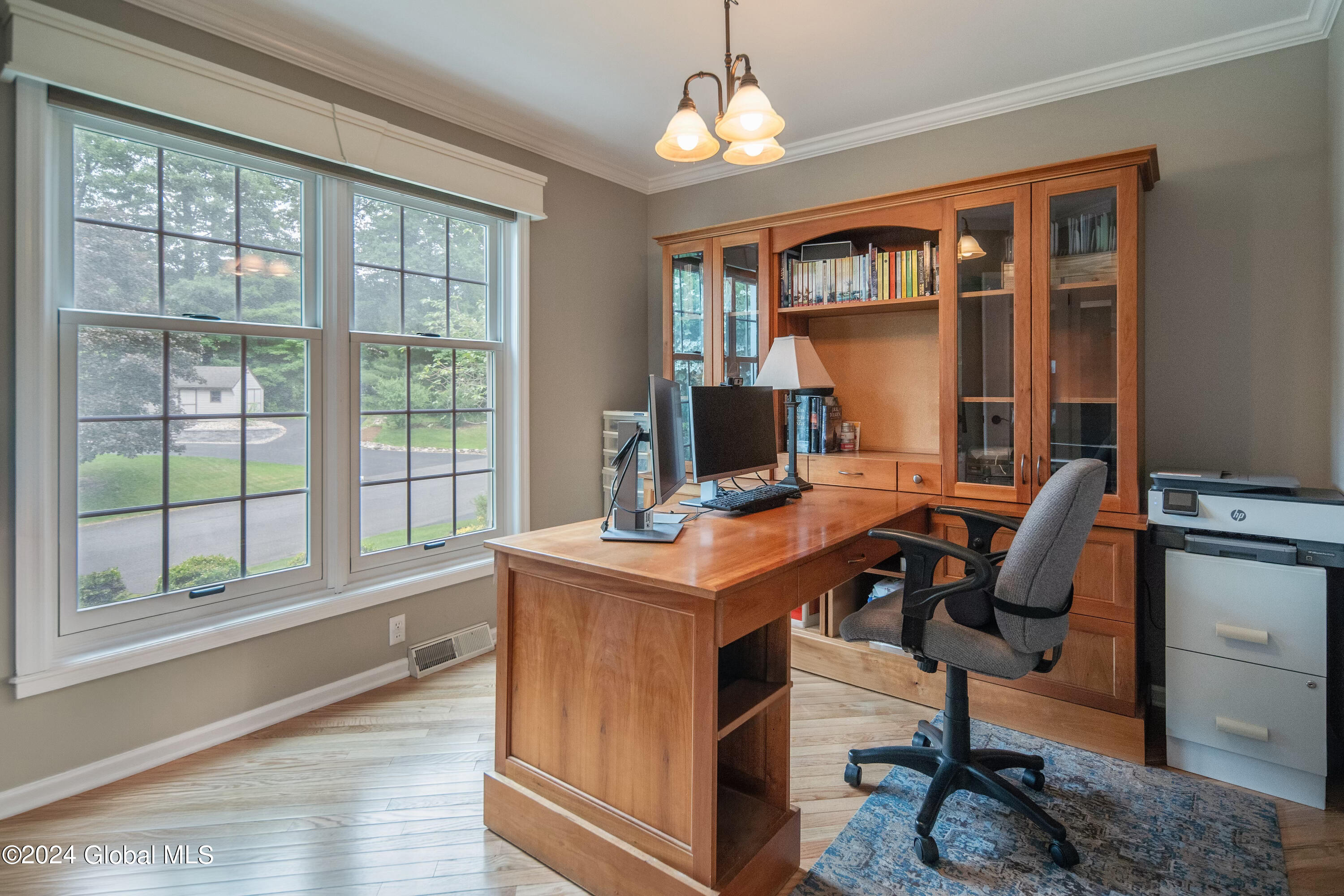 206 Shaker Ridge Drive Colonie, NY 12309 - Photo 11 of 41 Interior 10