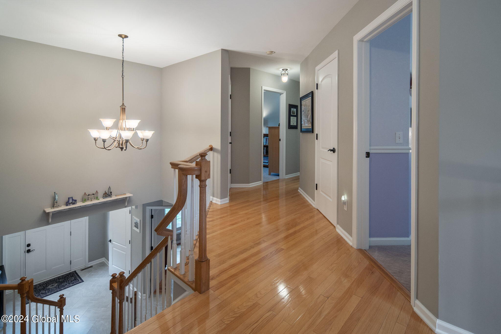 206 Shaker Ridge Drive Colonie, NY 12309 - Photo 12 of 41 Interior 11