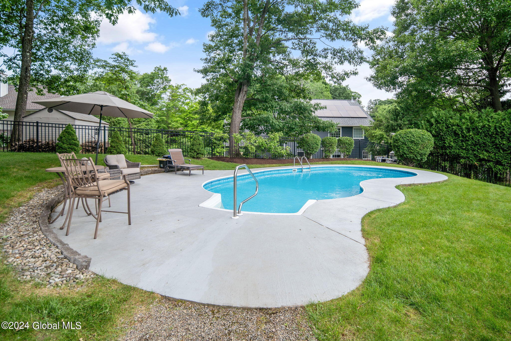 206 Shaker Ridge Drive Colonie, NY 12309 - Photo 36 of 41 Exterior 08
