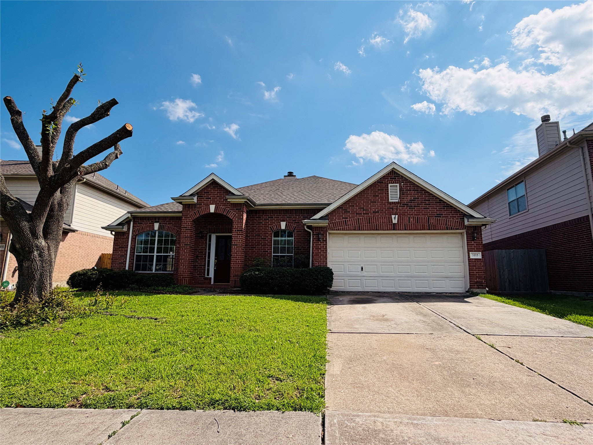 3815 Beacon's View Friendswood, TX 77546 - Photo 2 of 28