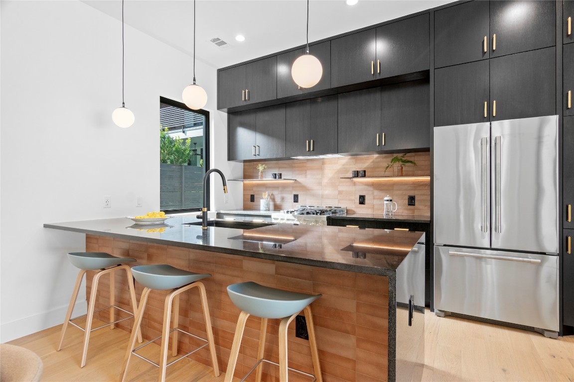 705 West Annie St Unit 2  