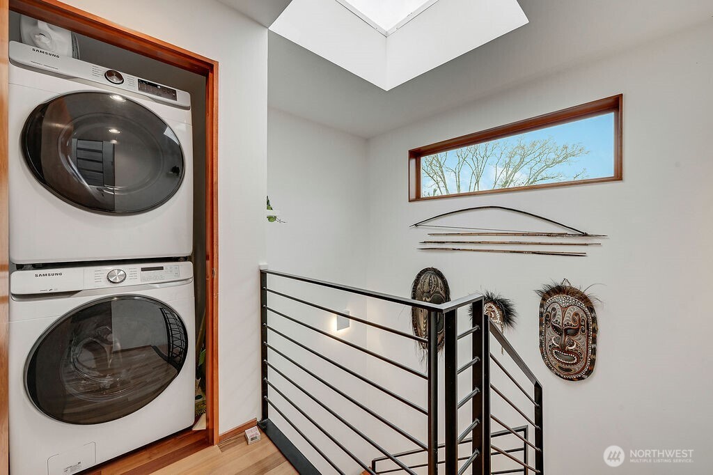 209 12th Avenue East Seattle, WA 98102 - Photo 36 of 40