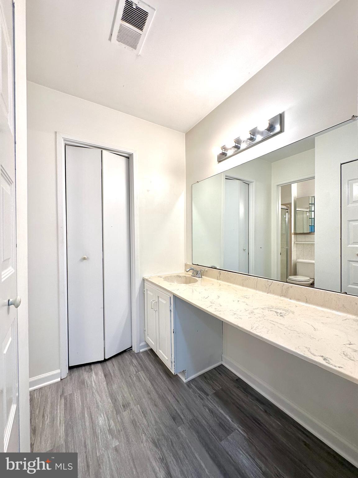 8119 Inverness Ridge Road Potomac, MD 20854 - Photo 18 of 42