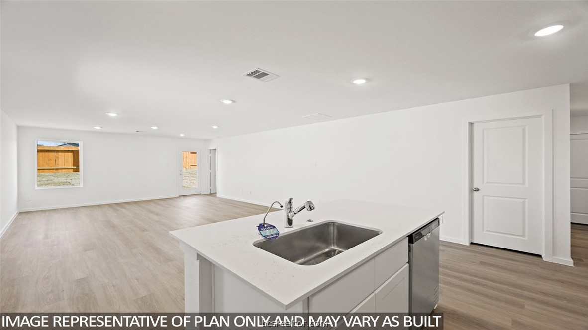 204 Paco Loop Caldwell, TX 77836 - Photo 5 of 23