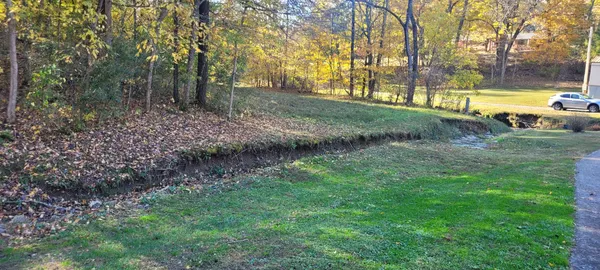 $365,000 | 495 Shepherd Hollow Road, Indian Mound, TN 37079