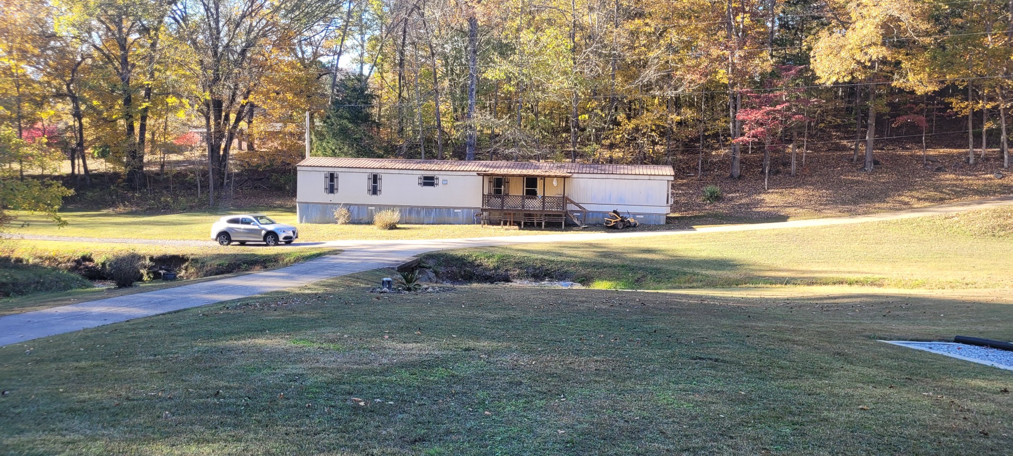 495 Shepherd Hollow Road Indian Mound, TN 37079 - Photo 16 of 30 a swimming pool view with a outdoor seating
