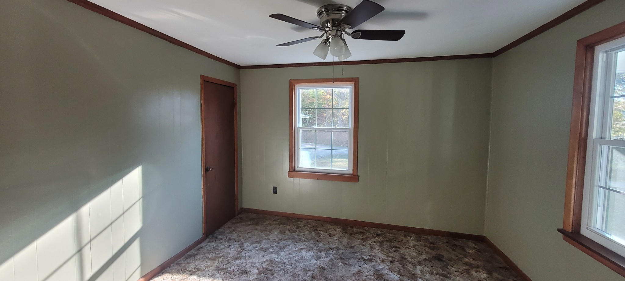 495 Shepherd Hollow Road Indian Mound, TN 37079 - Photo 18 of 30 a view of a livingroom with a window