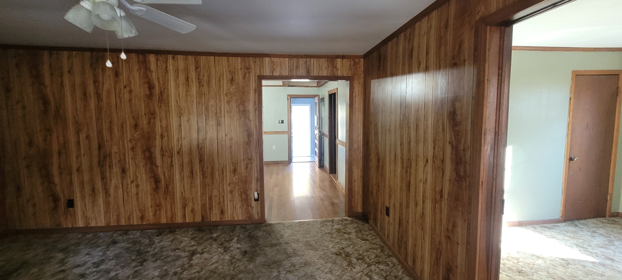 495 Shepherd Hollow Road Indian Mound, TN 37079 - Photo 19 of 30 a view of a elevator with wooden walls