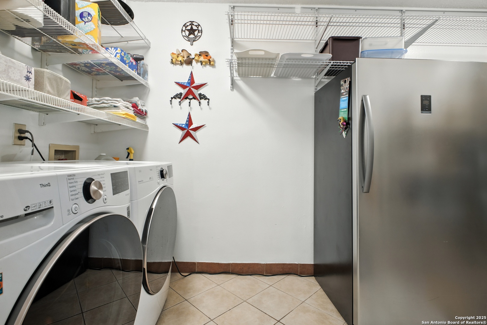 16414 Bulverde Point San Antonio, TX 78247 - Photo 22 of 46 a utility room with dryer and washer