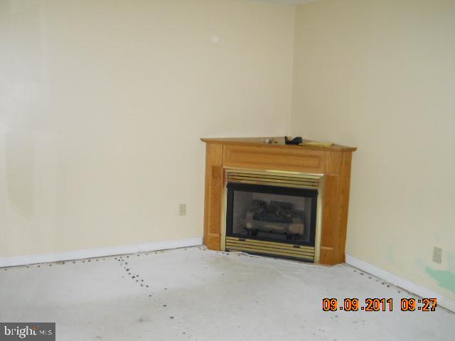 59 Laurie Lane Lititz, PA 17543 - Photo 3 of 8 Gallery Image 3