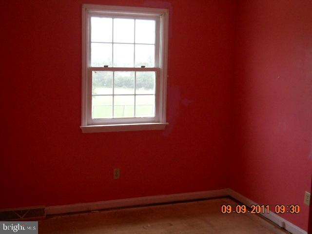59 Laurie Lane Lititz, PA 17543 - Photo 6 of 8 Gallery Image 6