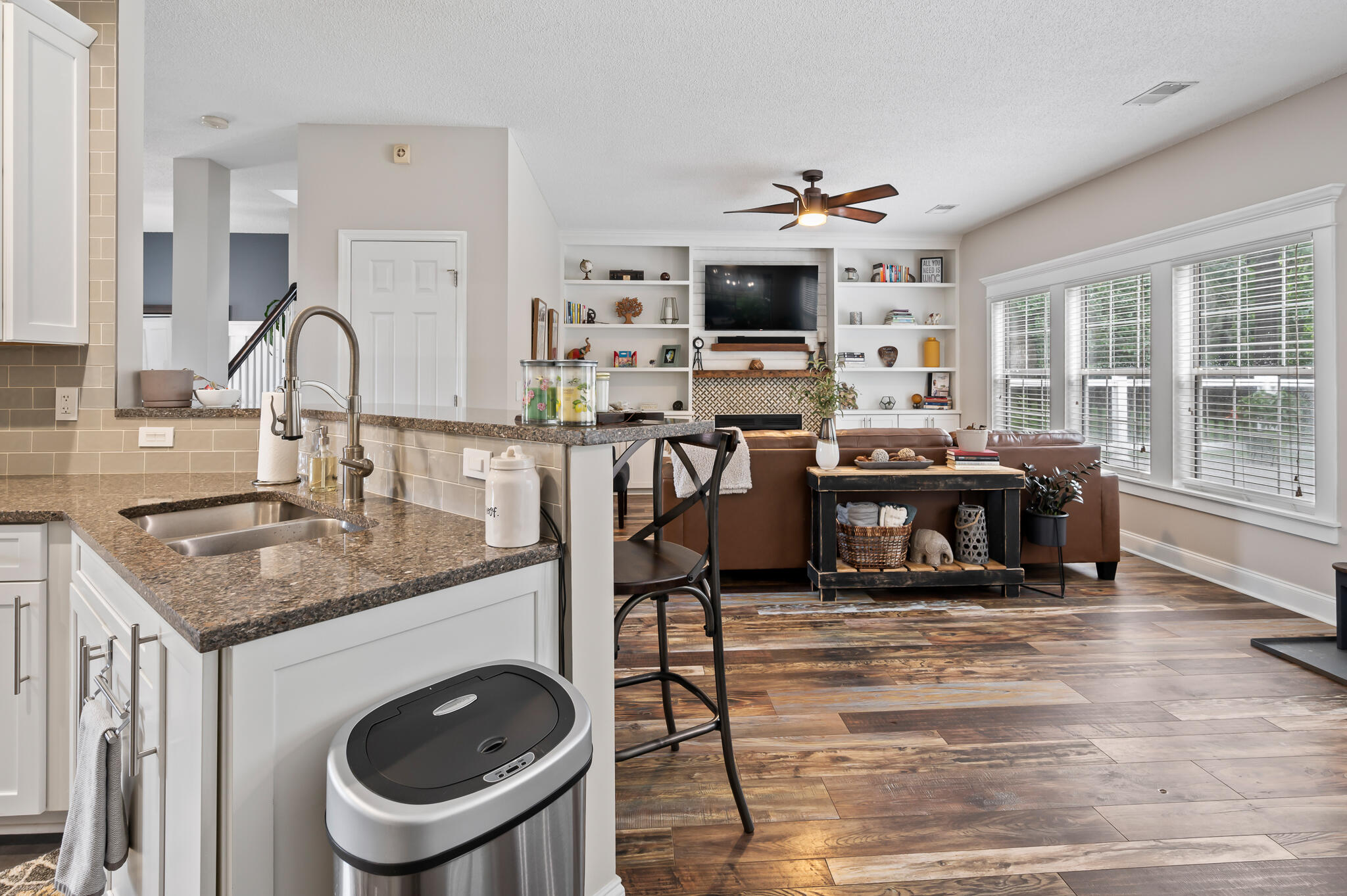 578 Carters Grove Road Charleston, SC 29414 - Photo 13 of 38 578 Carters Grove Rd