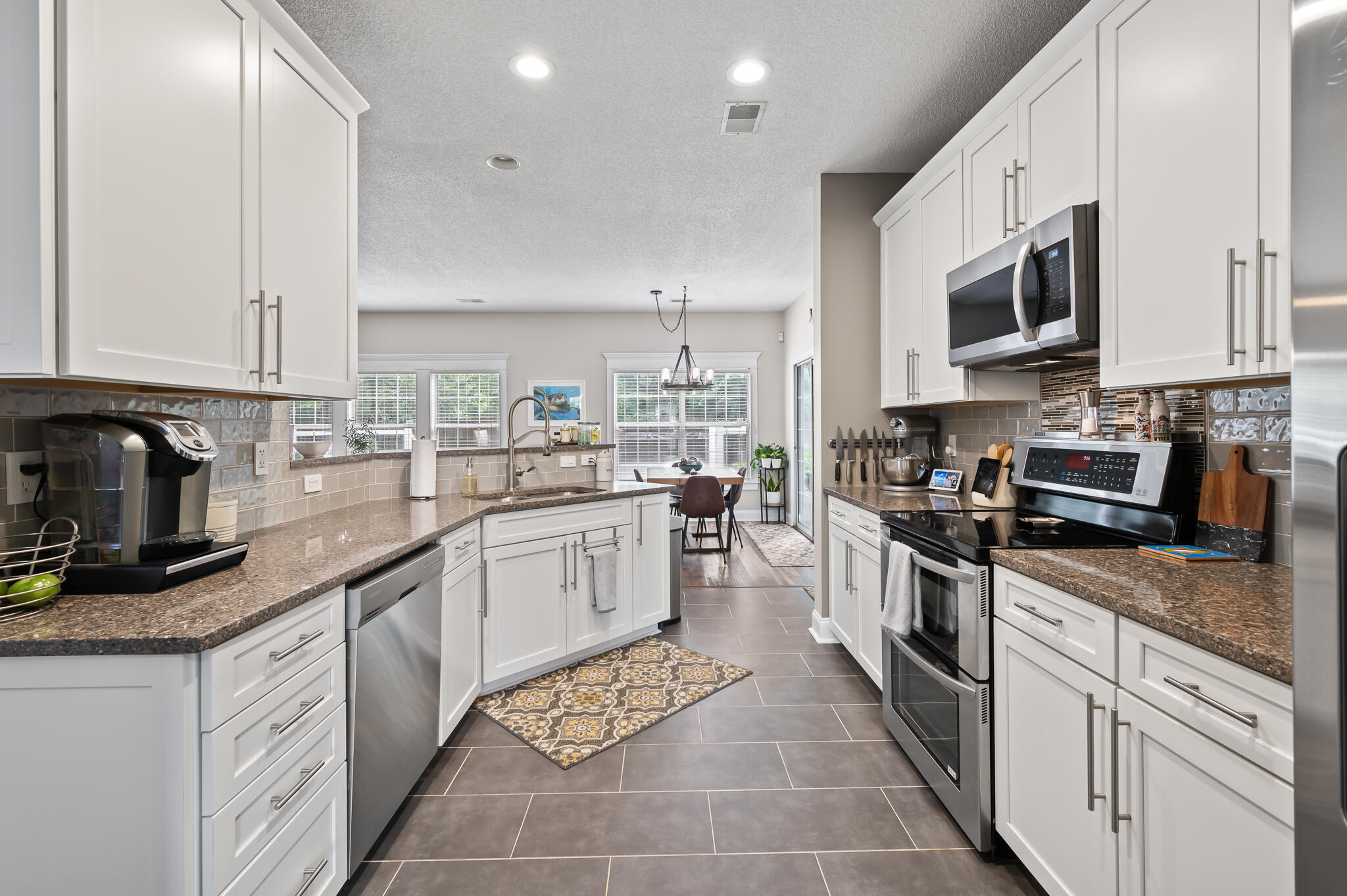 578 Carters Grove Road Charleston, SC 29414 - Photo 9 of 38 578 Carters Grove Rd