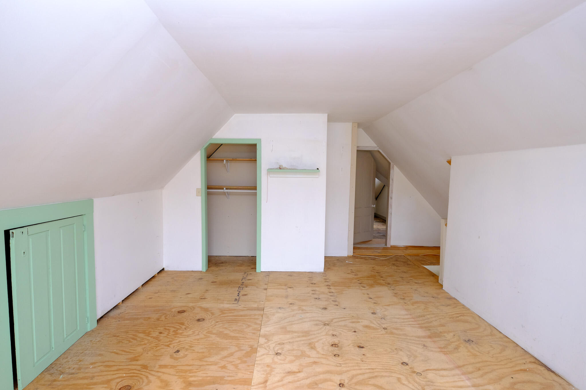 56 Snows Point Road St. George, ME 04860 - Photo 14 of 27 Upstairs Bedroom