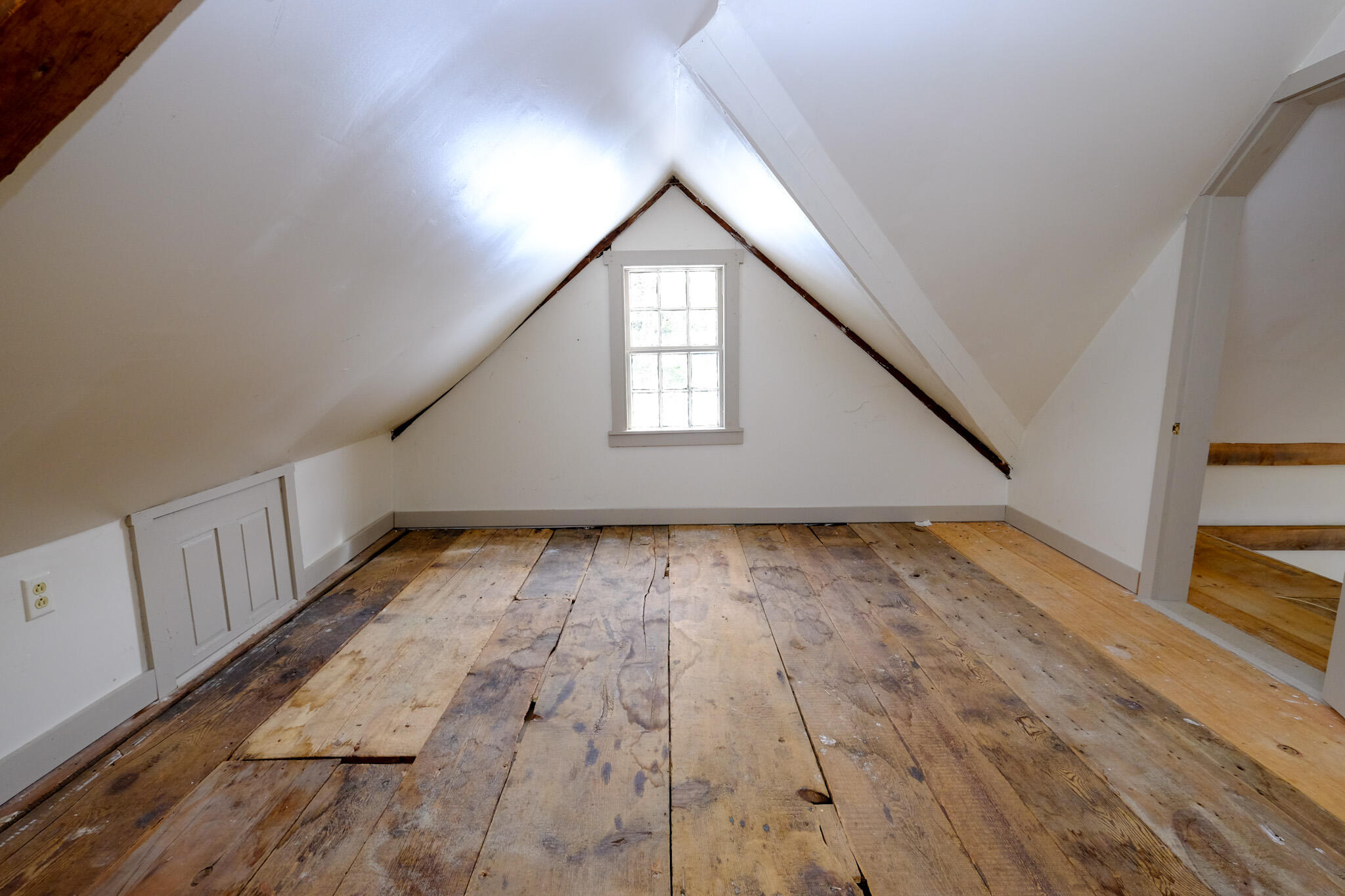 56 Snows Point Road St. George, ME 04860 - Photo 16 of 27 Upstairs Bedroom