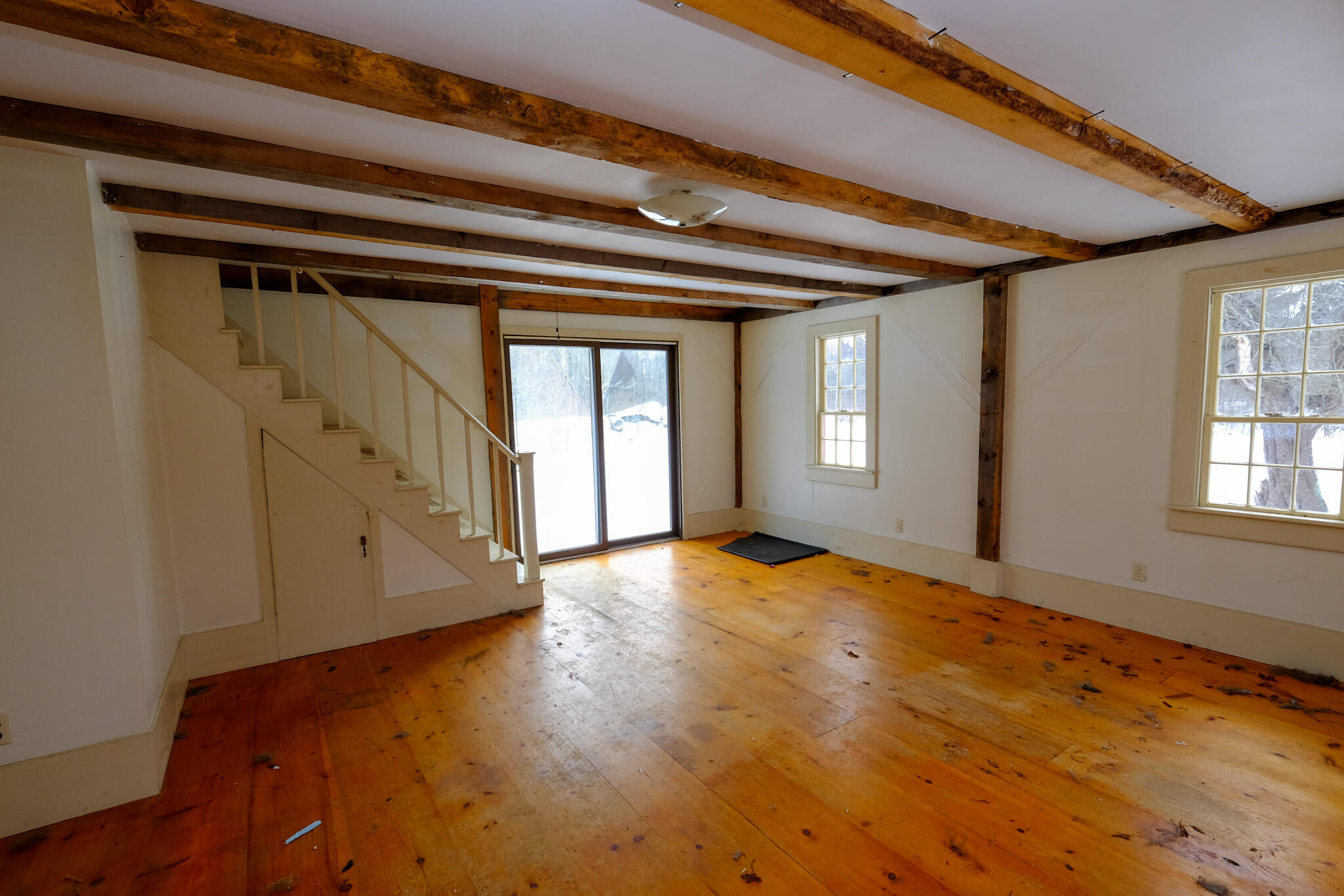56 Snows Point Road St. George, ME 04860 - Photo 3 of 27 Living Room