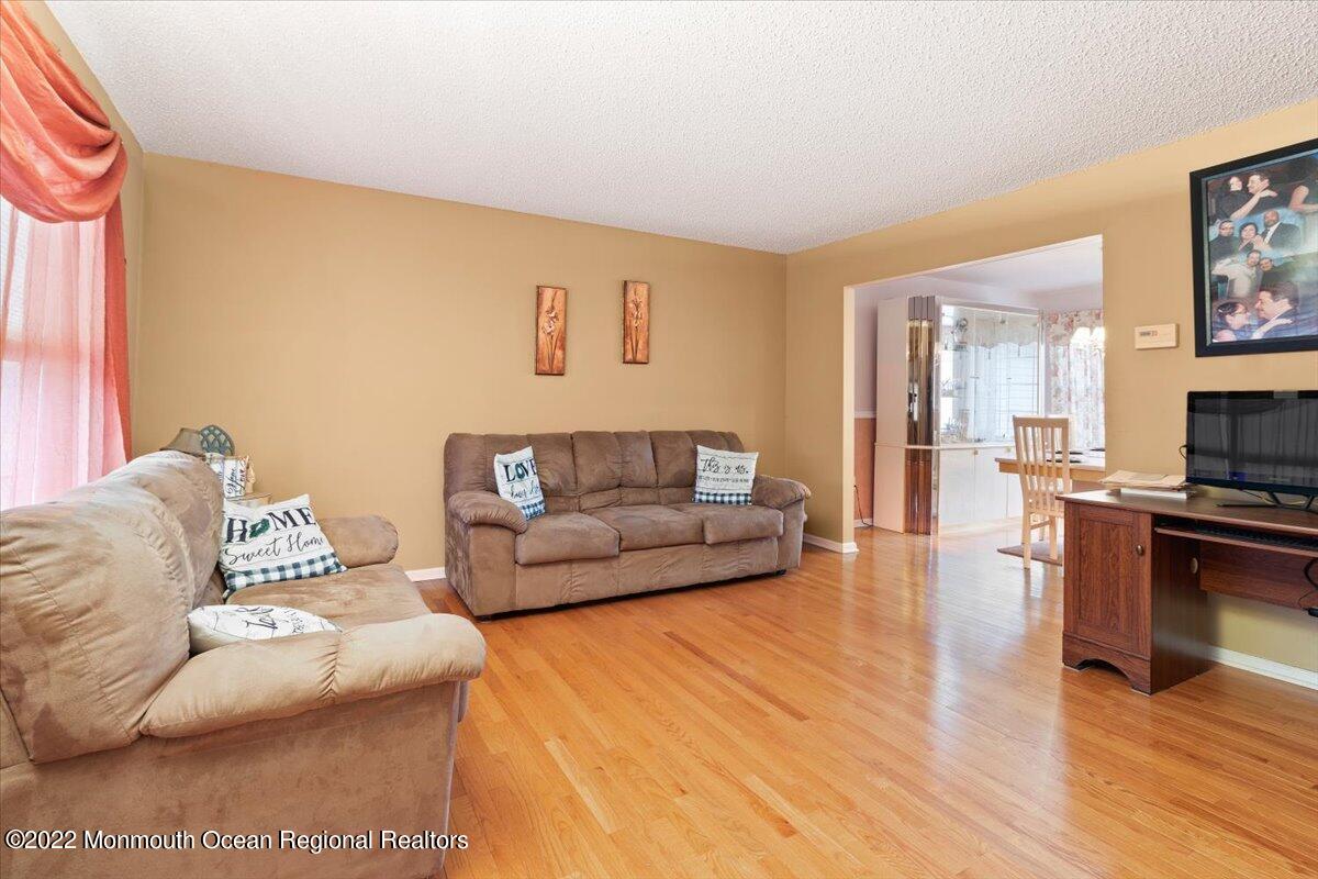 706 Hyson Road Jackson, NJ 08527 - Photo 16 of 30 17-706 Hyson Rd (17)