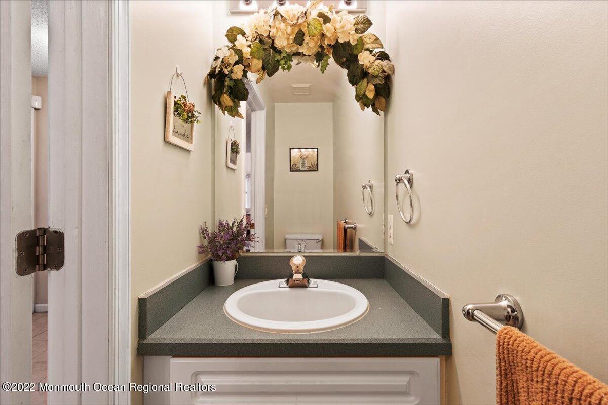 706 Hyson Road Jackson, NJ 08527 - Photo 17 of 30 18-706 Hyson Rd (18)