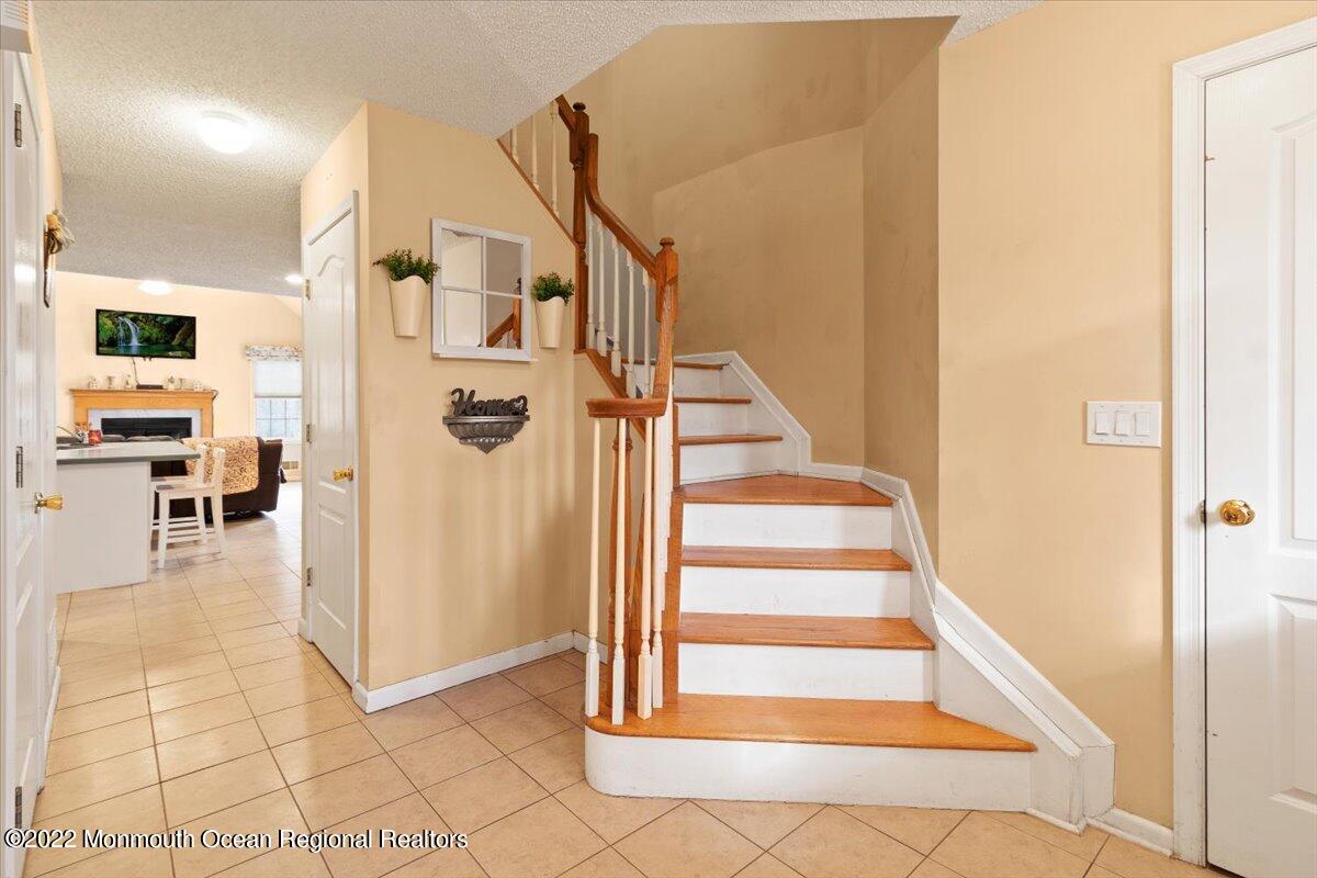 706 Hyson Road Jackson, NJ 08527 - Photo 5 of 30 05-706 Hyson Rd (5)