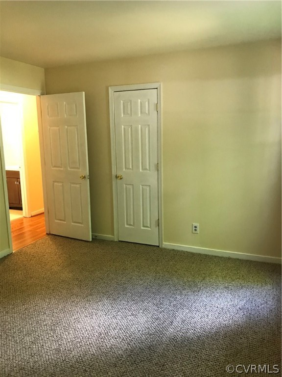 6904 Full Rack Court Midlothian, VA 23112 - Photo 19 of 29 a view of an empty room and window