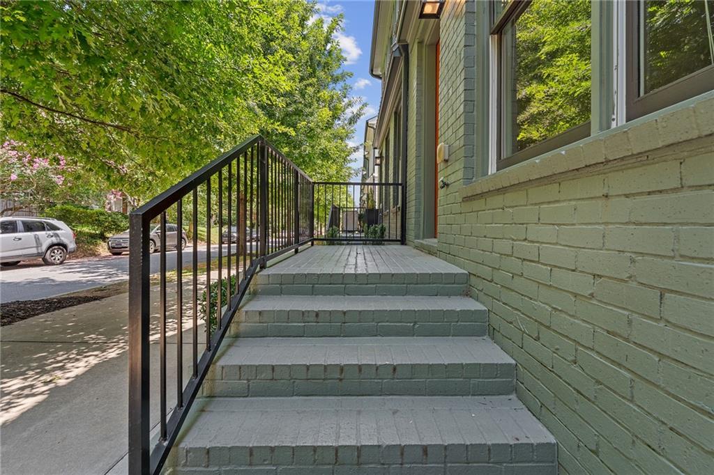 1165 Rambler Cross Atlanta, GA 30312 - Photo 2 of 38