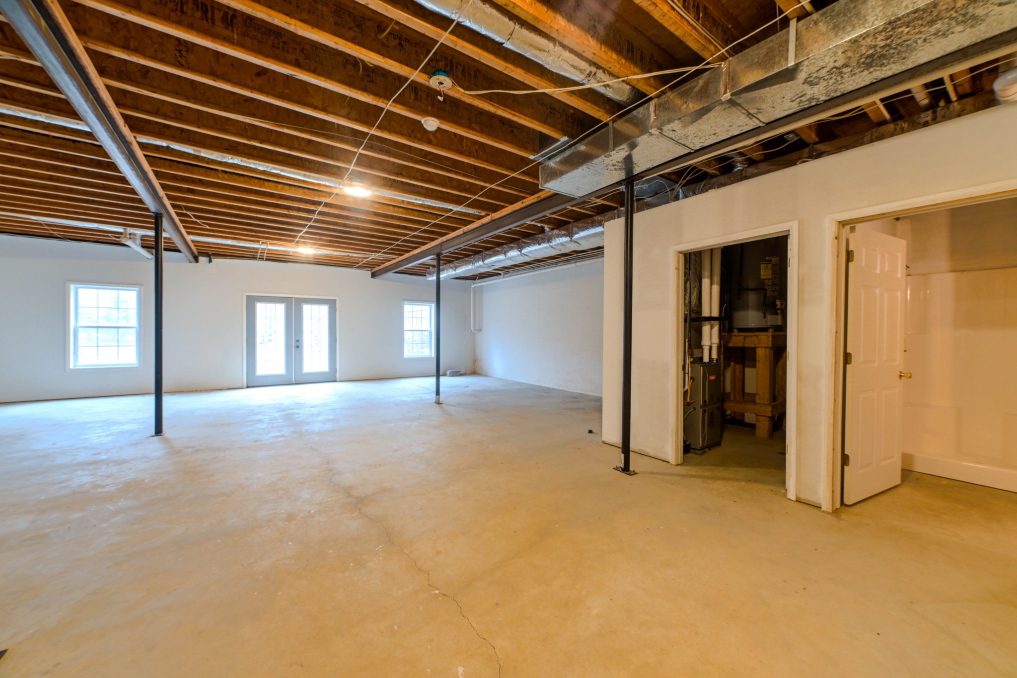 417 Tom White Road Big Sandy, TN 38221 - Photo 21 of 35