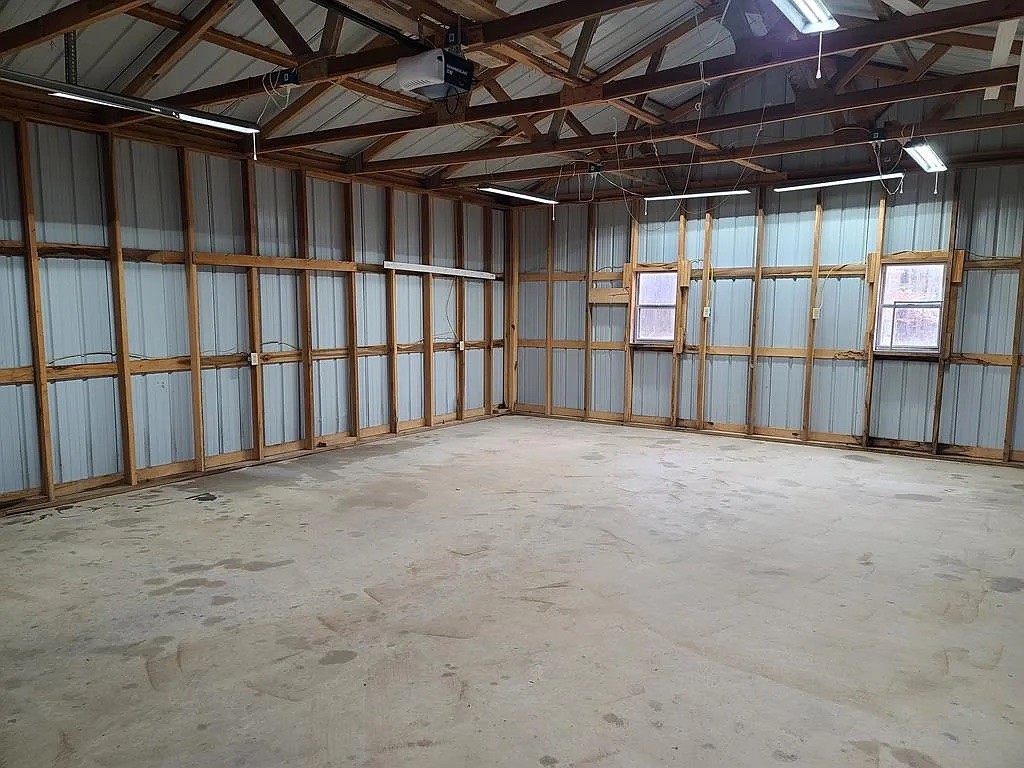 417 Tom White Road Big Sandy, TN 38221 - Photo 31 of 35