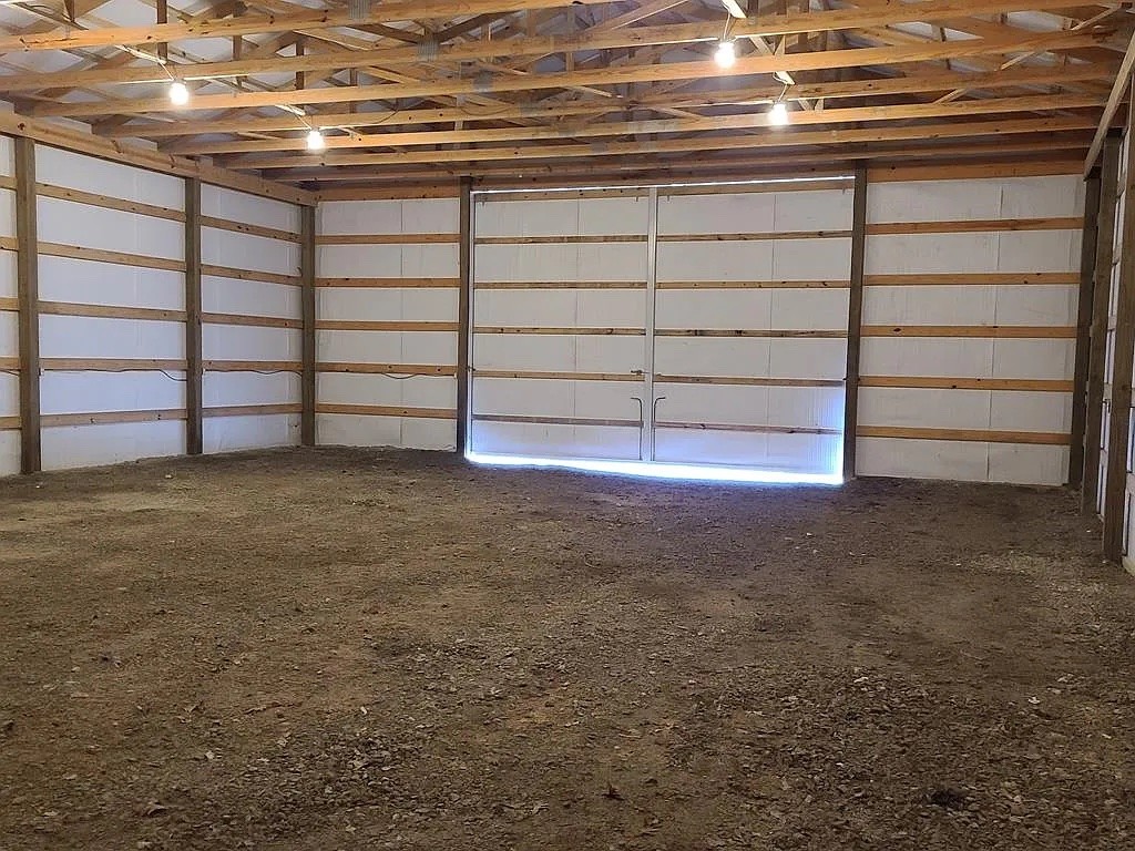 417 Tom White Road Big Sandy, TN 38221 - Photo 32 of 35