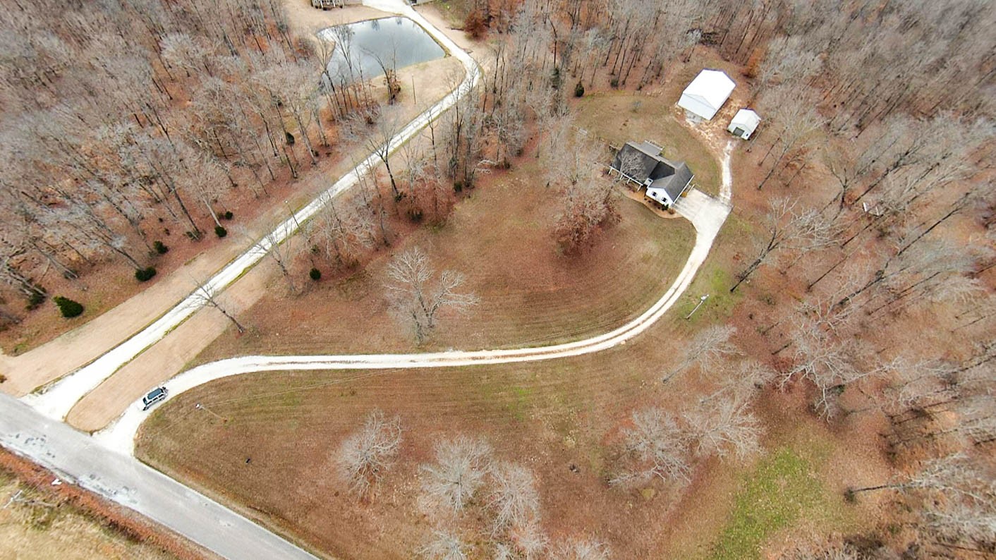 417 Tom White Road Big Sandy, TN 38221 - Photo 34 of 35
