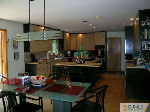 20 Cook Road East Brunswick, NJ 08816 - Photo 4 of 8 Gallery Image 4