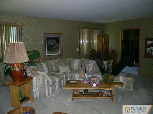 20 Cook Road East Brunswick, NJ 08816 - Photo 8 of 8 Gallery Image 8