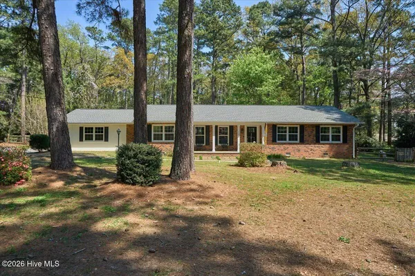 $550,000 | 109 Grampian Way, Southern Pines, NC 28387
