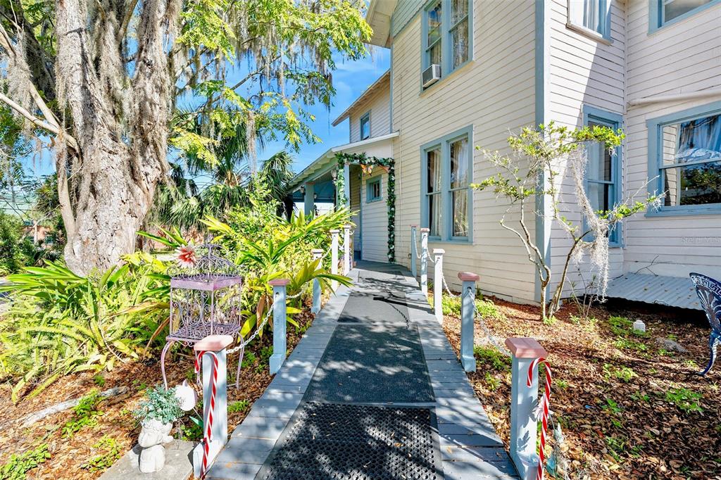 228 West Howry Avenue Deland, FL 32720 - Photo 40 of 51 a view of an entryway of the house