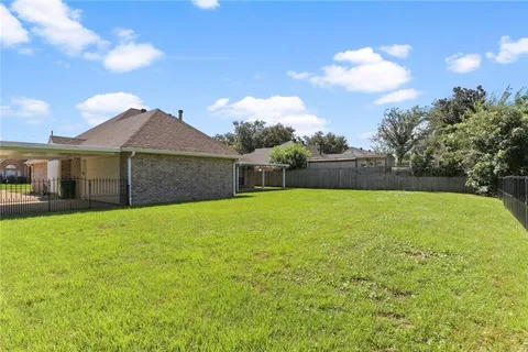 $259,000 | 2261 Country Club Drive, Laplace, LA 70068