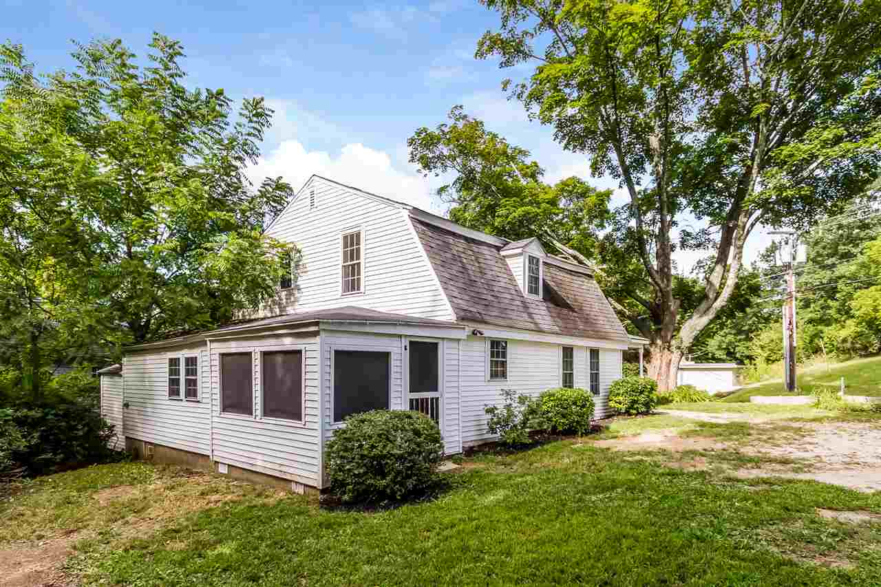 9 Derry Road Chester, NH 03036 - Photo 2 of 38