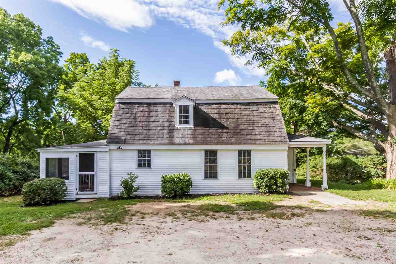 9 Derry Road Chester, NH 03036 - Photo 3 of 38