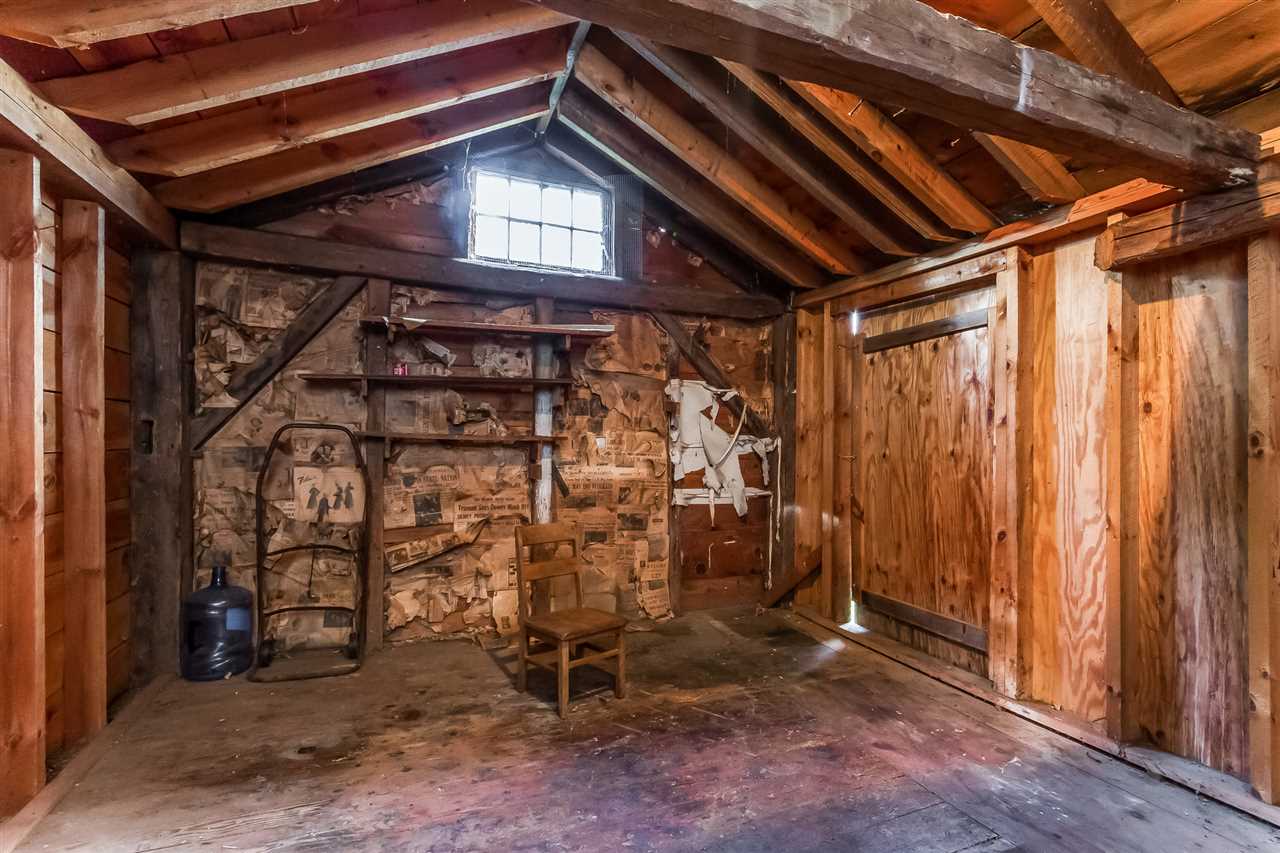 9 Derry Road Chester, NH 03036 - Photo 35 of 38